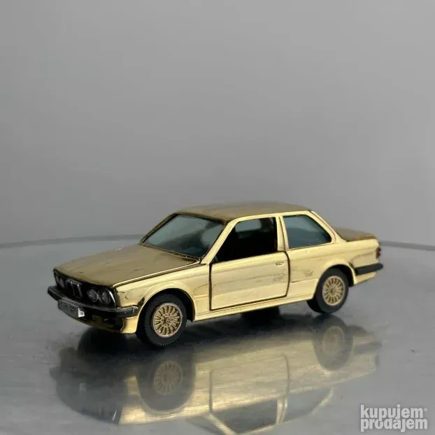 1/43 GAMA UNIKAT POZLATA BMW E30 kockica serija 3