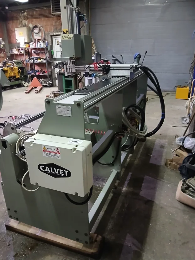 Kopirka pantograf sa rotirajucim stolom