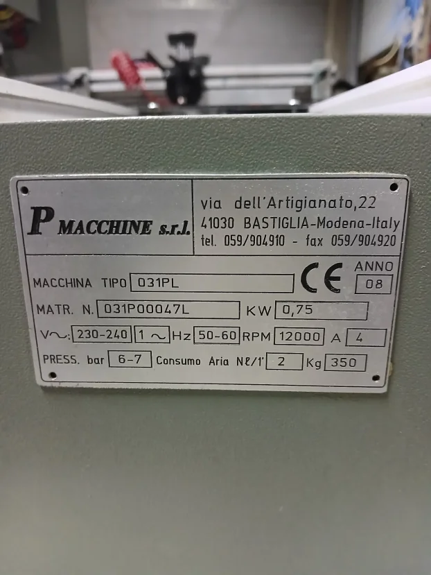 Kopirka pantograf sa rotirajucim stolom