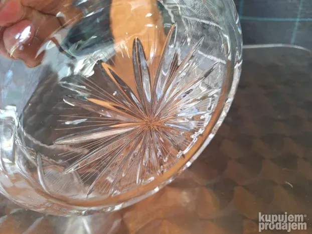 Кристална чинија