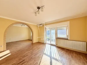 Rospi Ćuprija, Višnjica, 5+ petosobna, 340 m²