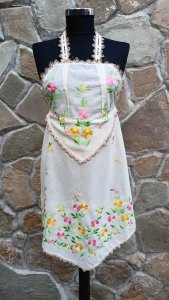 Kecelja deo narodne nošnje  rucni rad na svili unikat novo