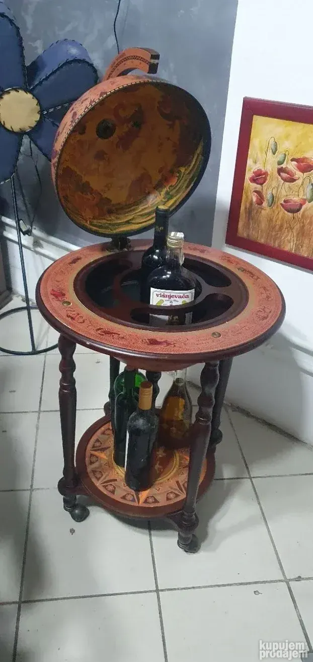 Globus / bar za pice