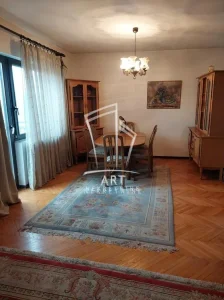 Zrenjaninski put, Krnjača, 5+ petosobna, 400 m²