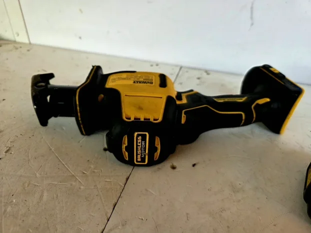 Dewalt DCS 369,aku lisicarka 18v,'24,bat.1x3ah,kofer