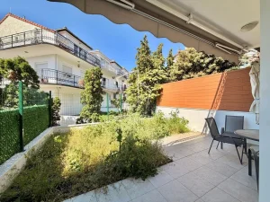 Diane Budisavljević, Dedinje, 4.0 četvorosobna, 195 m²