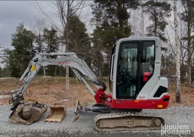 Mini bager usluga kopanja i planiranja zemlje