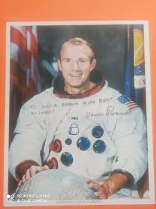Autogram Vance D.Brand Commander Space shuttle mission