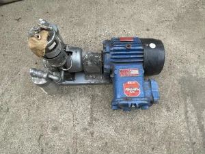 Vakum pumpa Gast 0465-V2B