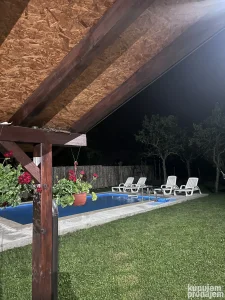 vikendica mali raj na drini