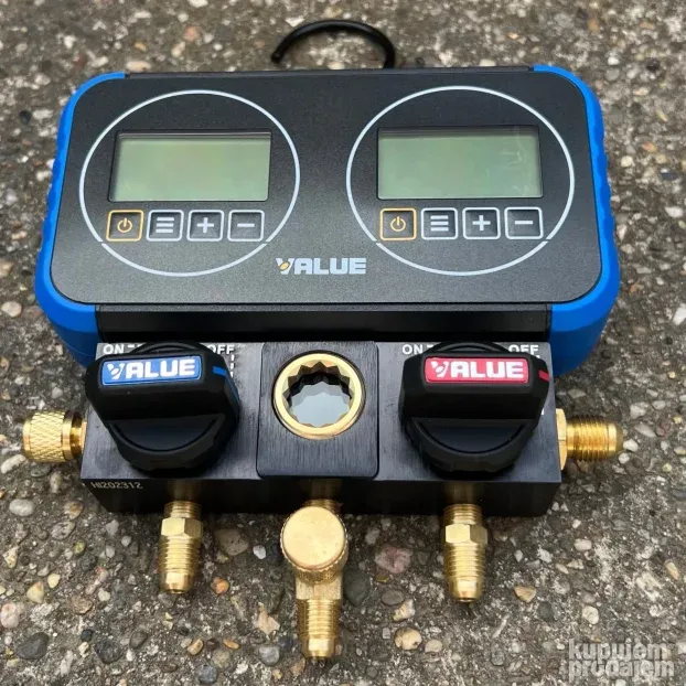 Digitalni manometri u koferu sa crevima i adapterima Value
