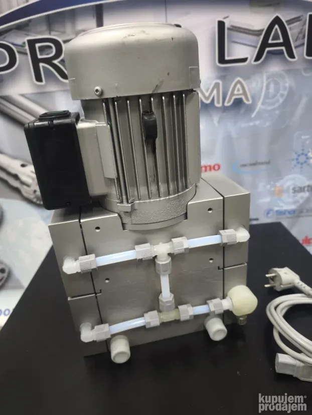 NOVA laboratorijska membranska pumpa ILMVAC
