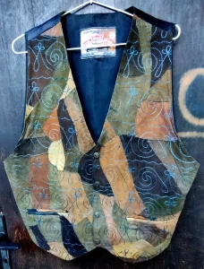 Muški kožni prsluk C.J. JEAN vel. M- KLASIKA! Pačvork + vez!