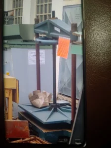 Presa za papir presovanje kartona