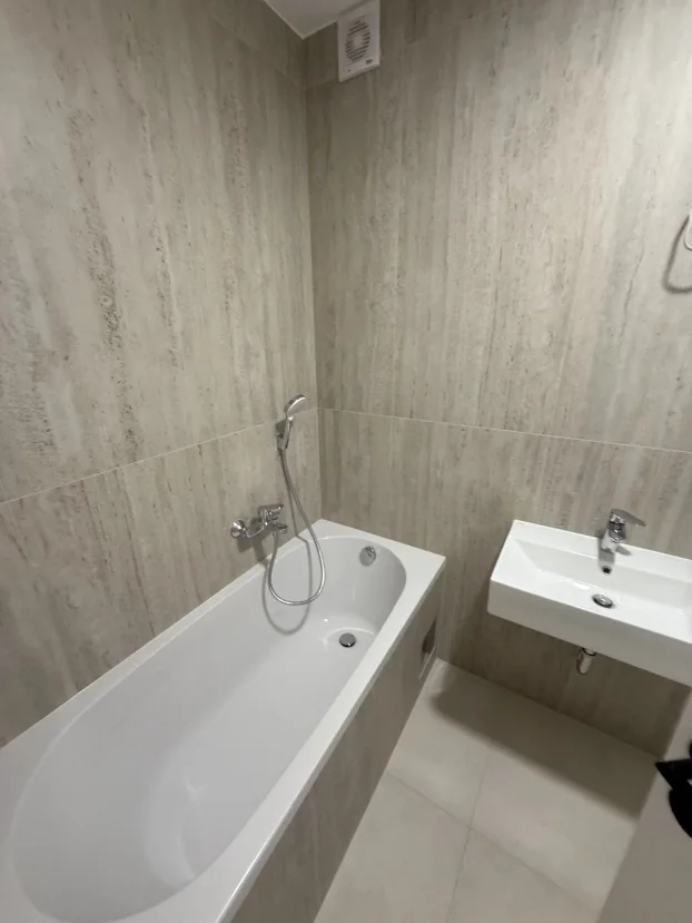 Bulevar Oslobođenja, 4.0 četvorosoban, 94 m²