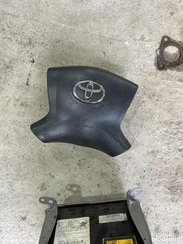 Air beg Volana Toyota Avensis