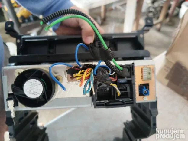 radio bmw e60 e61 serija 5