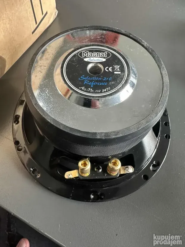 kompletno ozvucenje:zvucnici/skretnice MAGNAT radio KENWOOD