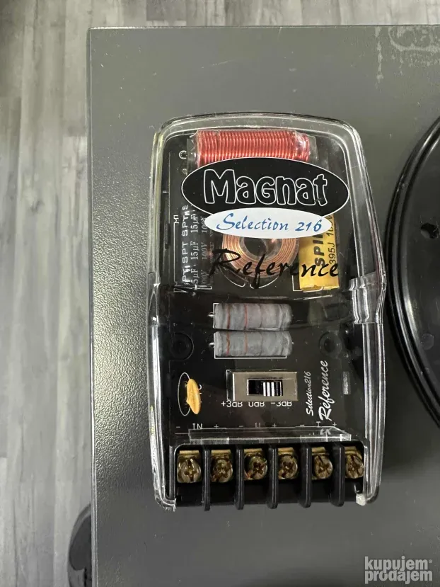 kompletno ozvucenje:zvucnici/skretnice MAGNAT radio KENWOOD