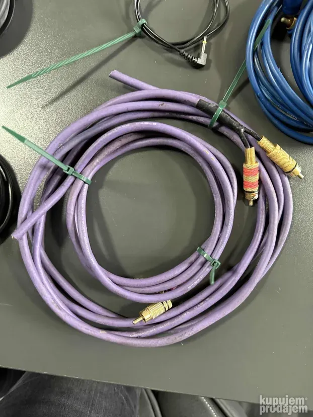 kompletno ozvucenje:zvucnici/skretnice MAGNAT radio KENWOOD