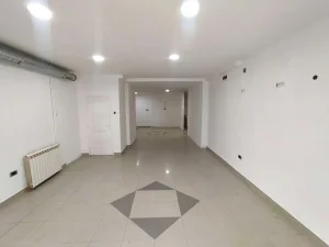 Izdavanje! Lokal 87m2, Obrenovac