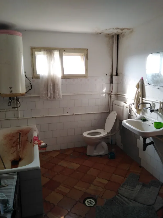 Pravo seosko domacinstvo 6.7h sa ogromnom kolicinom vode