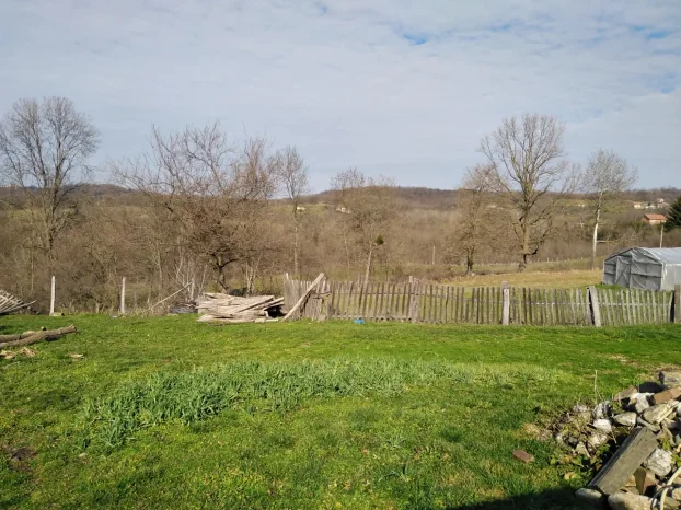 Pravo seosko domacinstvo 6.7h sa ogromnom kolicinom vode