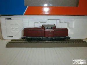 Roco 43644 - dizel lok. - DB - BR 211 -V 100 - H0