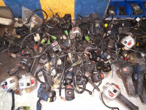 Yamaha 125-500cc rucice gasa,prekidaci