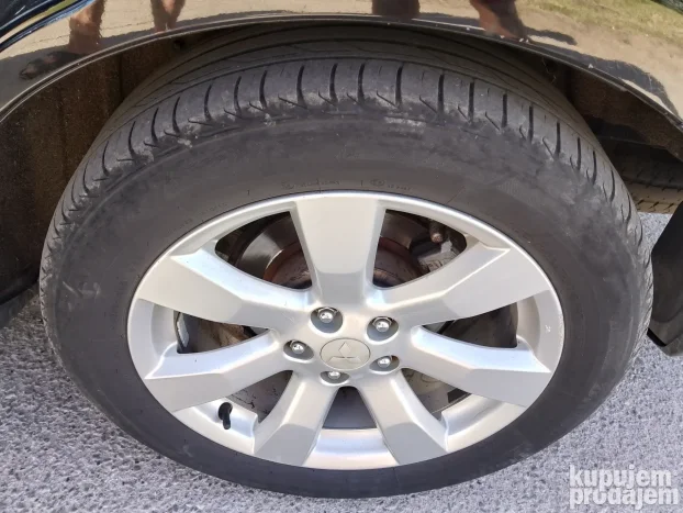 2007 Mitsubishi Outlander 2.0D  2007g