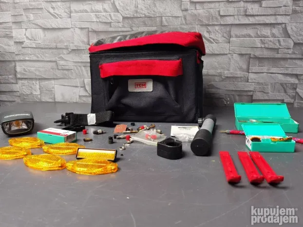 TCM torba za bicikl + SET za popravku