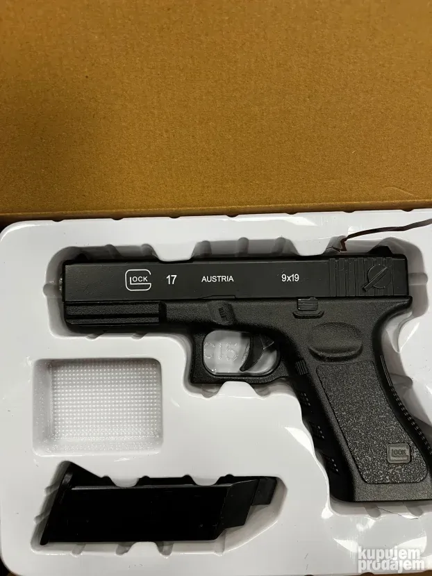 Pistolj za airsoft Glock 17  pistolj za airsoft Glock 17
