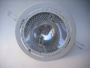 svetljka ugradna metal halogena 150w