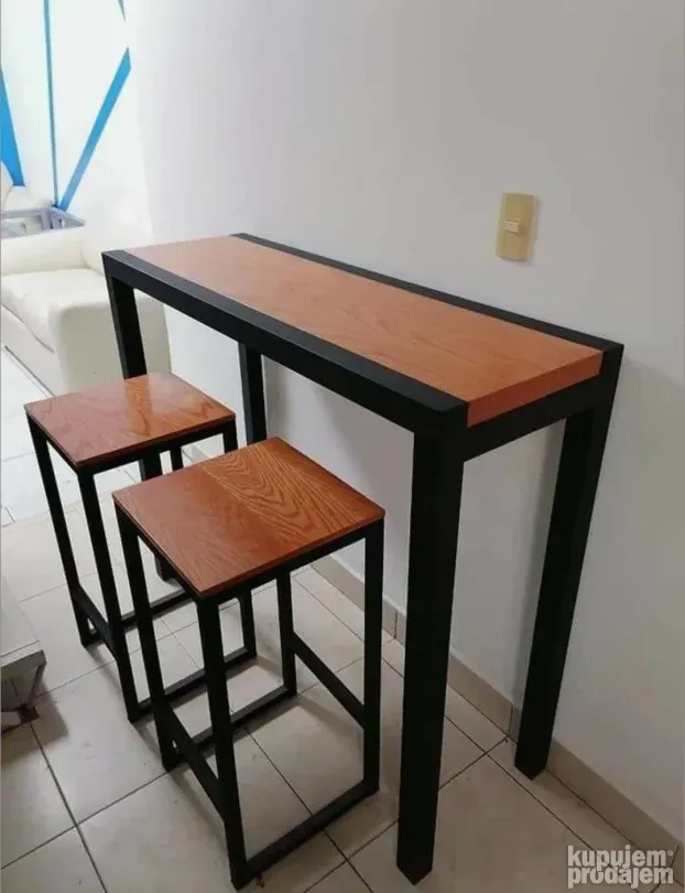 Barski i trpezarijski stolovi i stolice