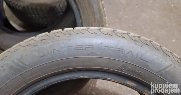 AKCIJA 205 55 16 Dunlop kraj 2021. Sara 7.5mm NOVE