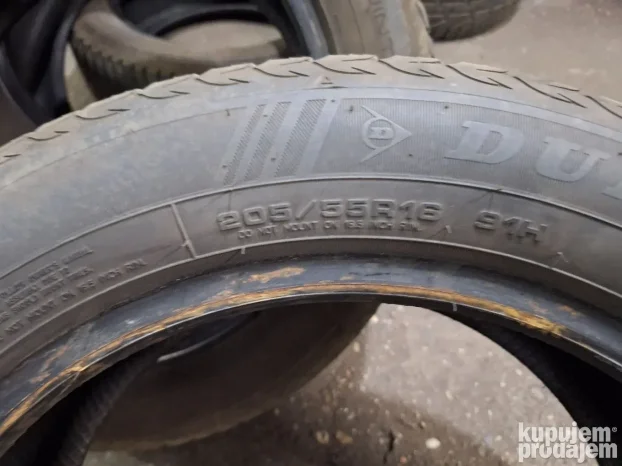 AKCIJA 205 55 16 Dunlop kraj 2021. Sara 7.5mm NOVE