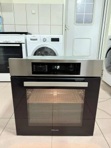 Miele ugradna rerna inox NOVA