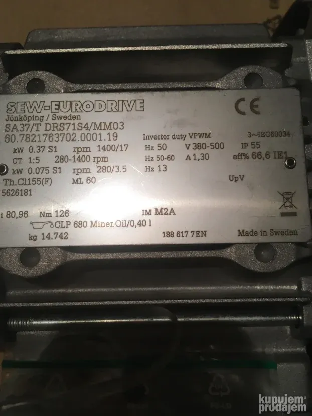 reduktor 0.37kw sa frekventnim regulatorom