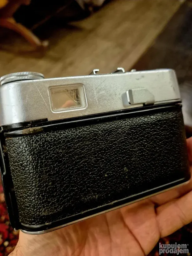 Stari fotoaparat iz 70- tih godina