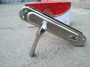 kvaka Kvake metalne za drvena vrata