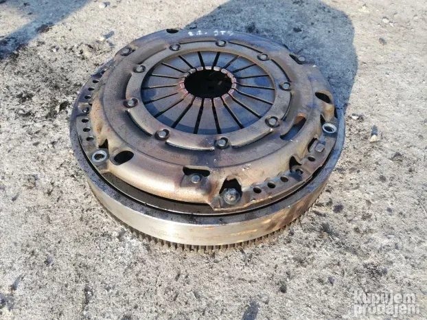 alfa romeo 159 2.2 jts set kvacila i plivajuci zamajac