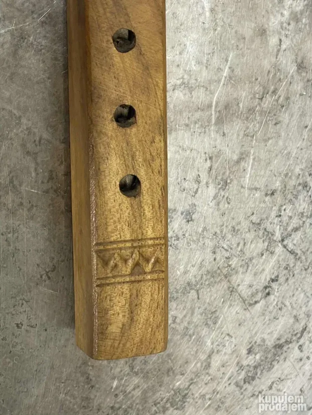Frula stara drvena u savrsenom stanju