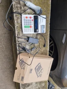 Fiskalna kasa INT 25