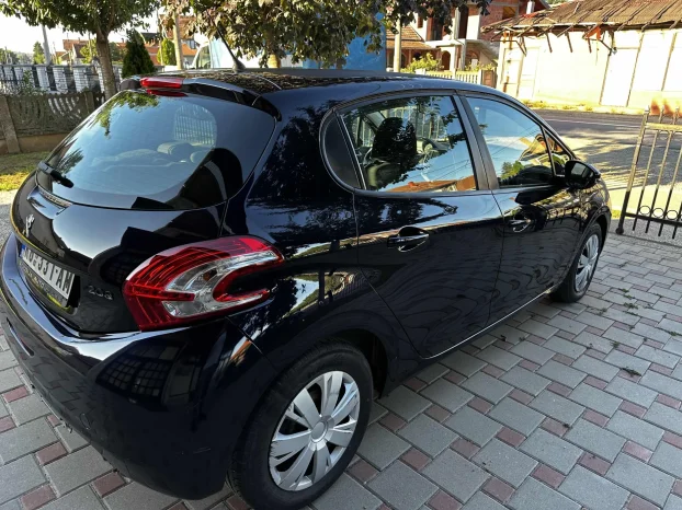 2014 Peugeot 208 1.2 benzinac 