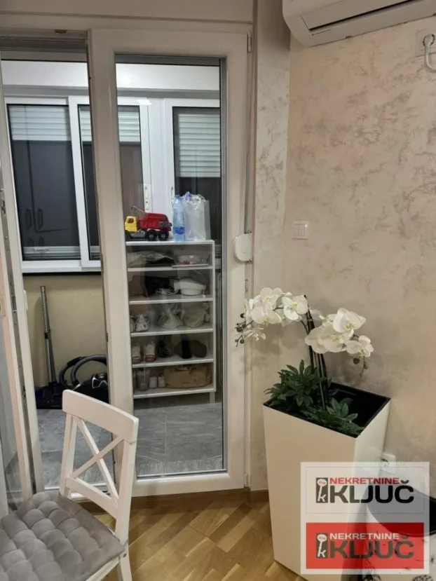 Telep, 3.0 trosoban, 63 m²
