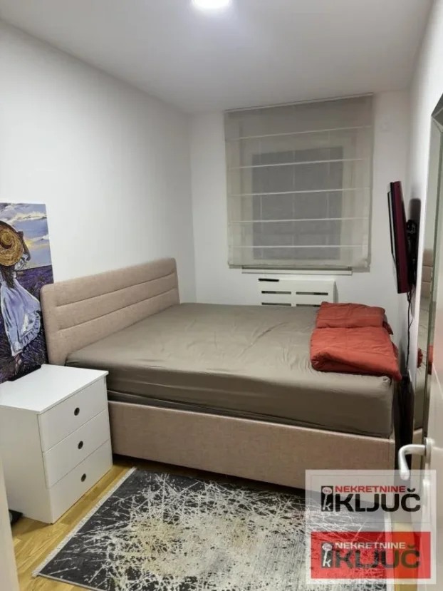 Telep, 3.0 trosoban, 63 m²