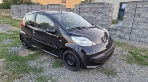 Peugeot 107 prednji branik