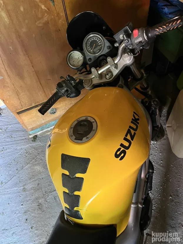 Suzuki SV 650