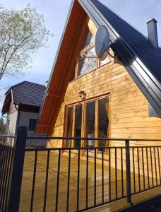 Izdajem Vikendicu na planini Tari