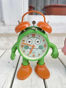 Vintage Ticki Tack dečji satovi budilnici, cena po komadu
